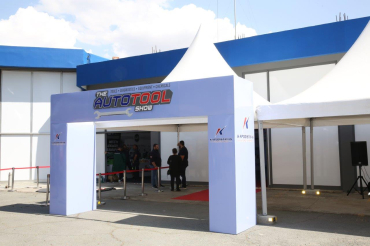 Διοργάνωση της πρώτης έκθεσης AUTO-TOOL SHOW